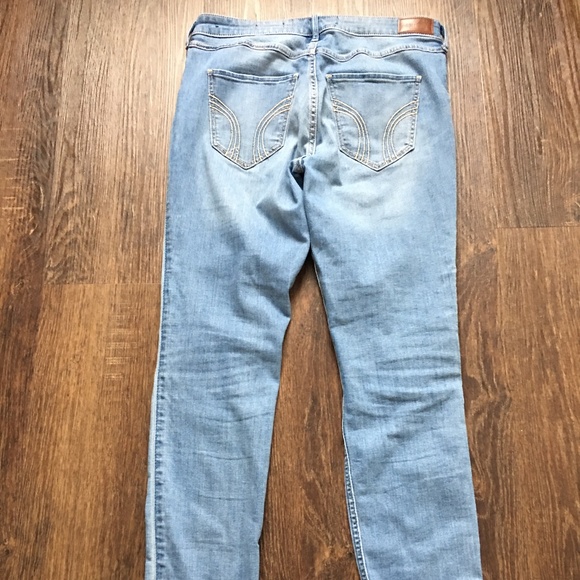 Hollister high- rise Super stretch jeans - Picture 2 of 4